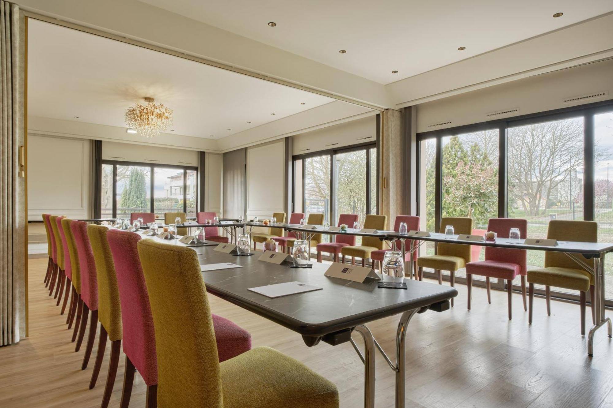 Hotel Restaurant Crystal Ерстайн Экстерьер фото
